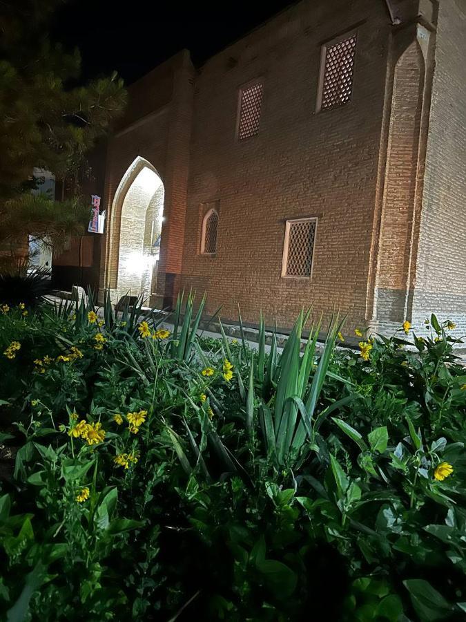 HALAL hotel Mekhtar Ambar Buchara Buitenkant foto